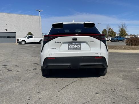 Used 2024 Toyota bZ4X Limited image 6