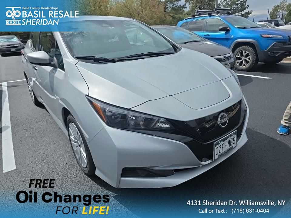 Used 2025 Nissan Leaf S FWD image 1