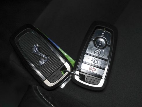 Used 2021 Ford Mustang Shelby GT500 w/ Carbon Fiber Handling Package RWD image 55