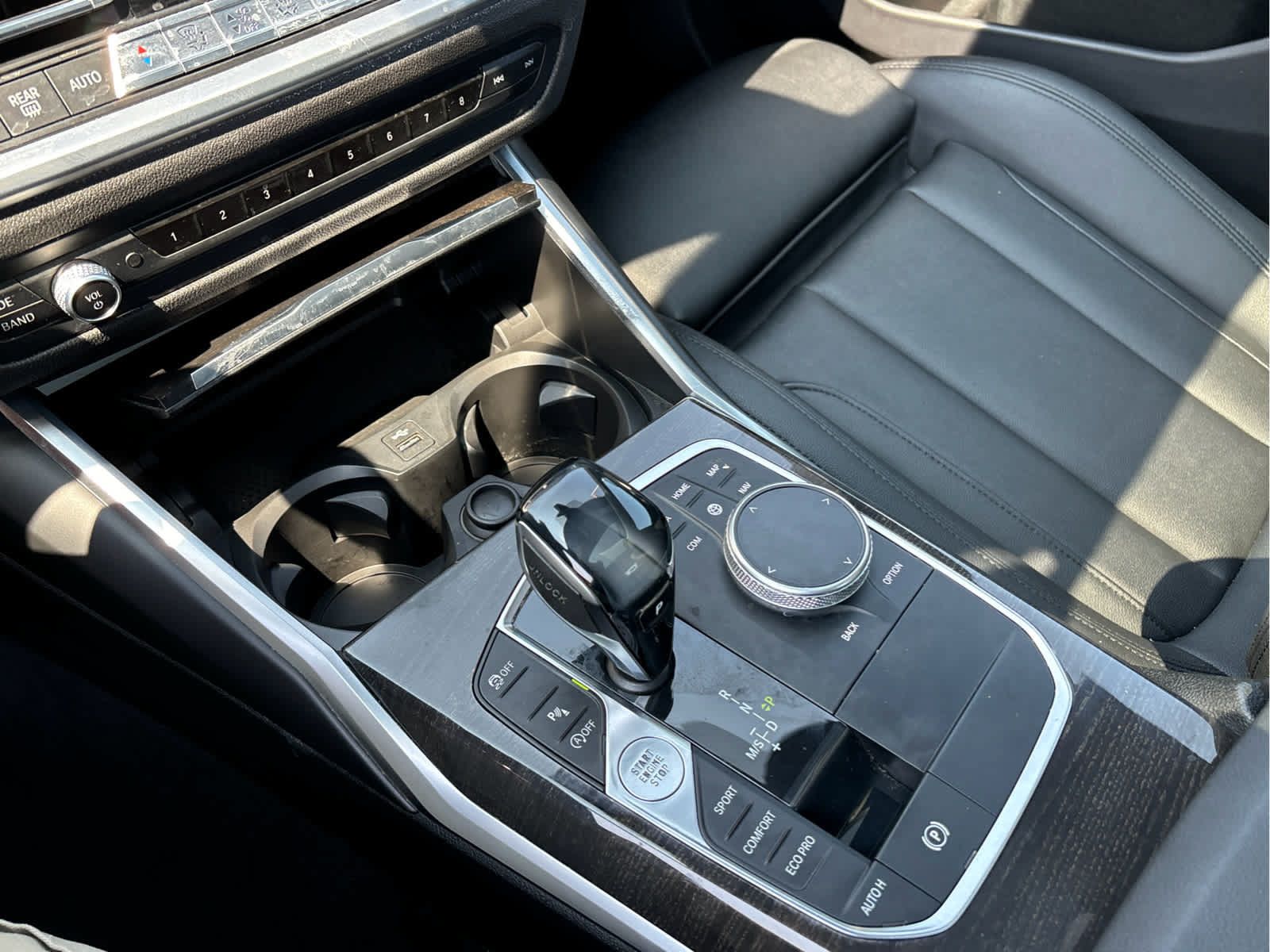Used 2019 BMW 330i xDrive Sedan w/ Driving Assistance Package AWD/4WD image 17