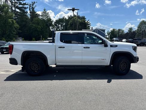 Used 2024 GMC Sierra 1500 AT4X w/ AT4X AEV Edition AWD/4WD image 10
