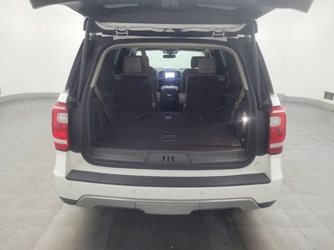 Used 2020 Ford Expedition XLT w/ Equipment Group 202A RWD image 29