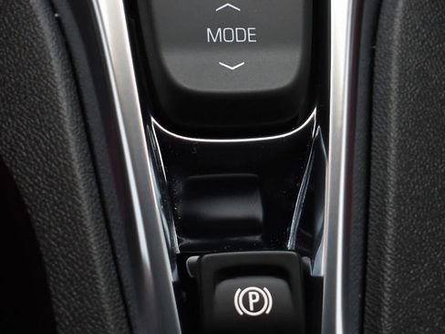 Used 2020 Chevrolet Camaro SS image 25