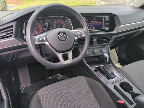 Used 2019 Volkswagen Jetta FWD image 30