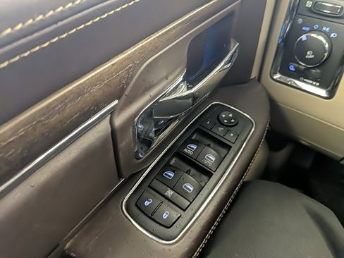 Used 2016 RAM 1500 Laramie Longhorn w/ Convenience Group image 29