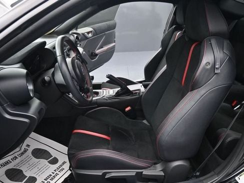 Used 2023 Subaru BRZ Limited w/ Popular Package #1 RWD image 16
