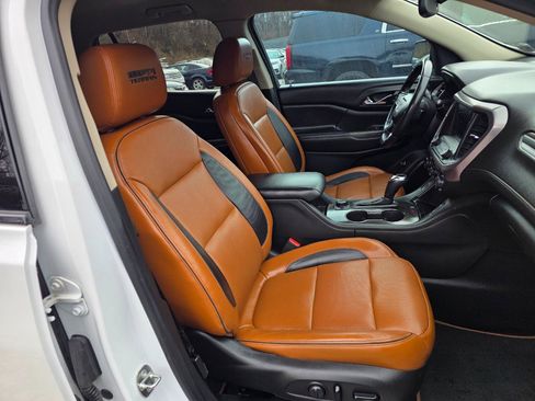 Used 2017 GMC Acadia SLT image 15