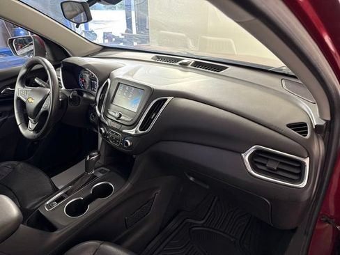 Used 2018 Chevrolet Equinox LT AWD/4WD image 32