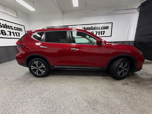 Used 2017 Nissan Rogue SL w/ SL Premium Package AWD/4WD image 2
