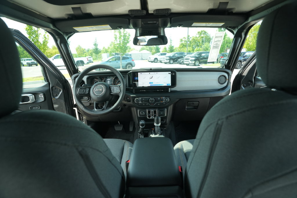 New 2026 Jeep Gladiator Sport AWD/4WD image 21