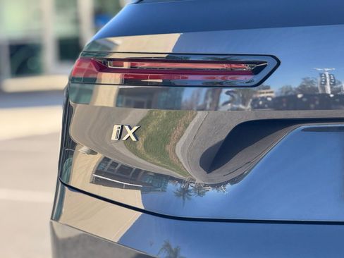 Used 2026 BMW iX xDrive60 image 14