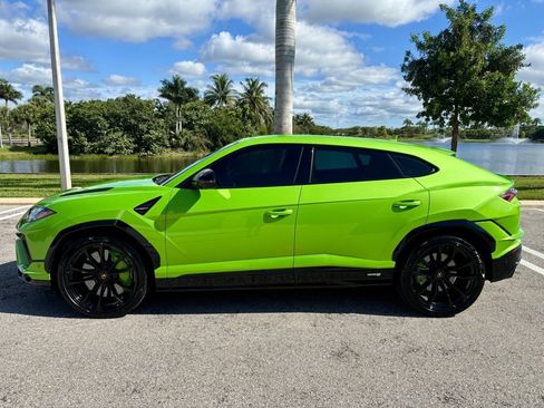 Used 2024 Lamborghini Urus S image 10