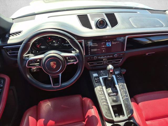 Used 2020 Porsche Macan AWD/4WD image 19