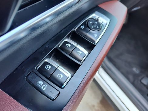 Used 2024 Kia Telluride SX image 23