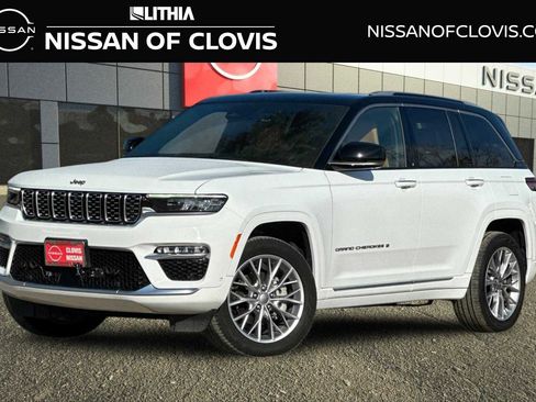 Used 2023 Jeep Grand Cherokee Summit w/ Luxury Tech Group V image 1