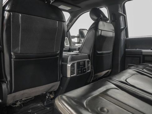 Used 2019 Ford F450 Platinum w/ Platinum Ultimate Package AWD/4WD image 40