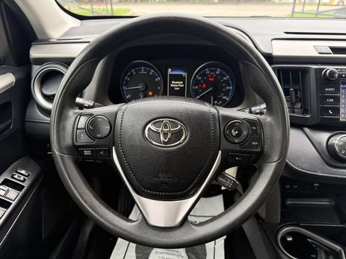Used 2018 Toyota RAV4 LE w/ All Weather Liner Package FWD image 14