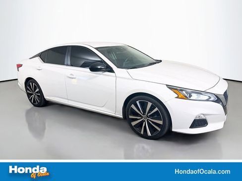 Used 2021 Nissan Altima 2.5 SR image 1