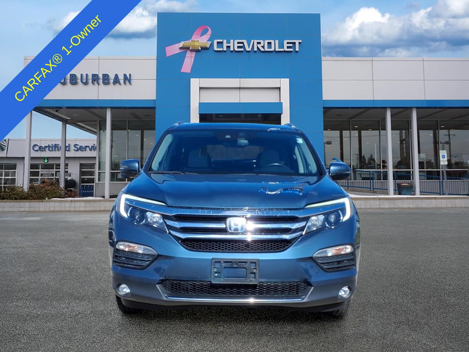 Used 2018 Honda Pilot Touring image 2