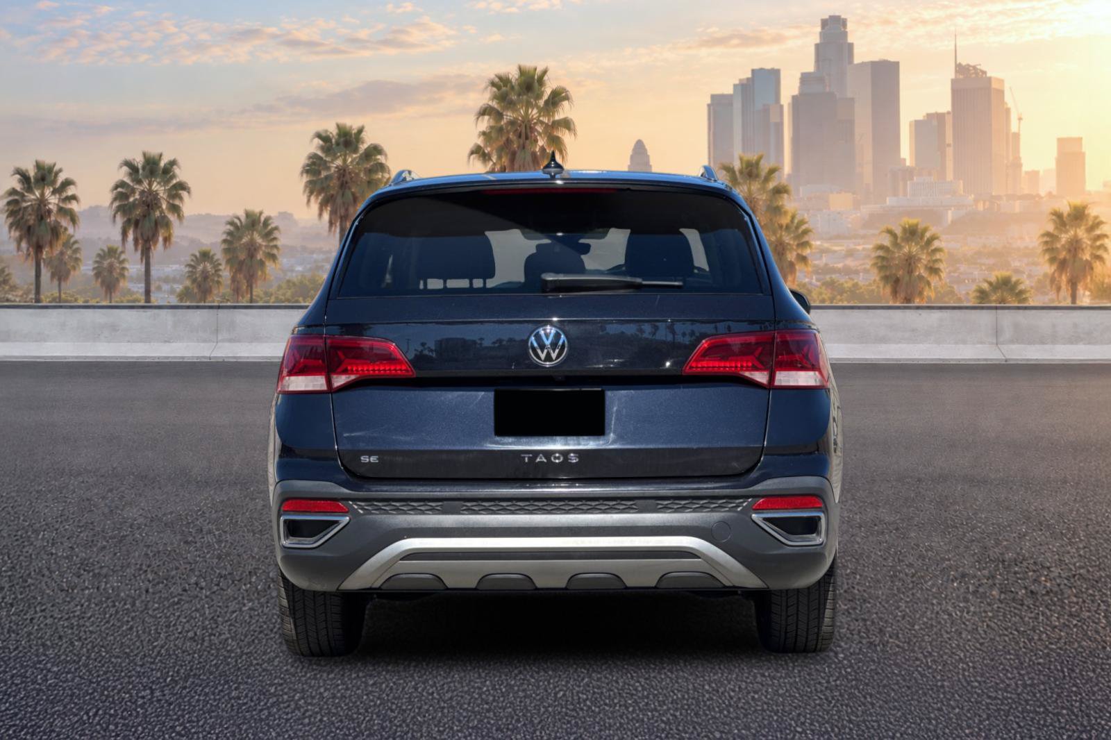 Used 2024 Volkswagen Taos SE FWD image 7