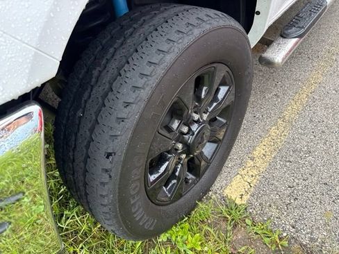 Used 2018 RAM 2500 Laramie AWD/4WD image 13