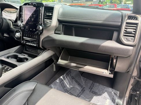 Used 2019 RAM 1500 Sport w/ Leather & Sound Group AWD/4WD image 33