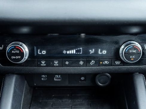 Used 2024 Mitsubishi Outlander SE AWD/4WD image 21