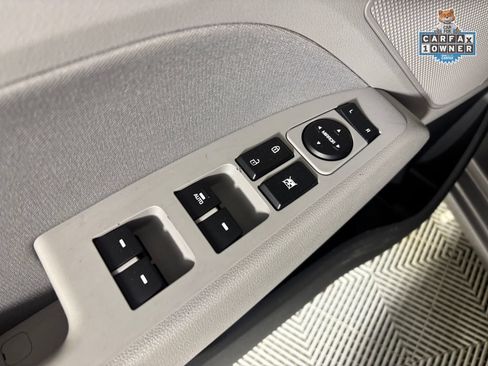 Used 2020 Hyundai Elantra Value Edition FWD image 14