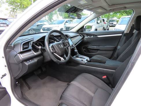 Used 2020 Honda Civic EX image 2