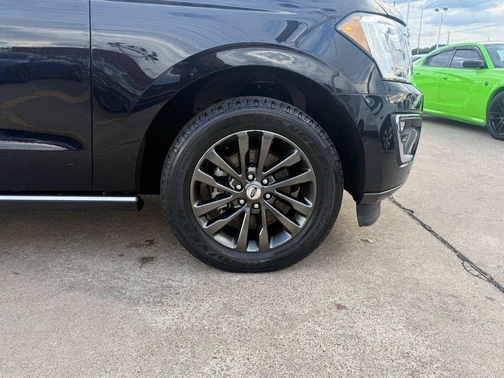 Used 2019 Ford Expedition Limited AWD/4WD image 9