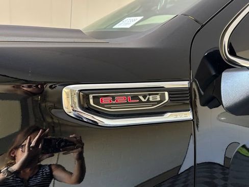 Used 2020 GMC Sierra 1500 Denali w/ Technology Package AWD/4WD image 12