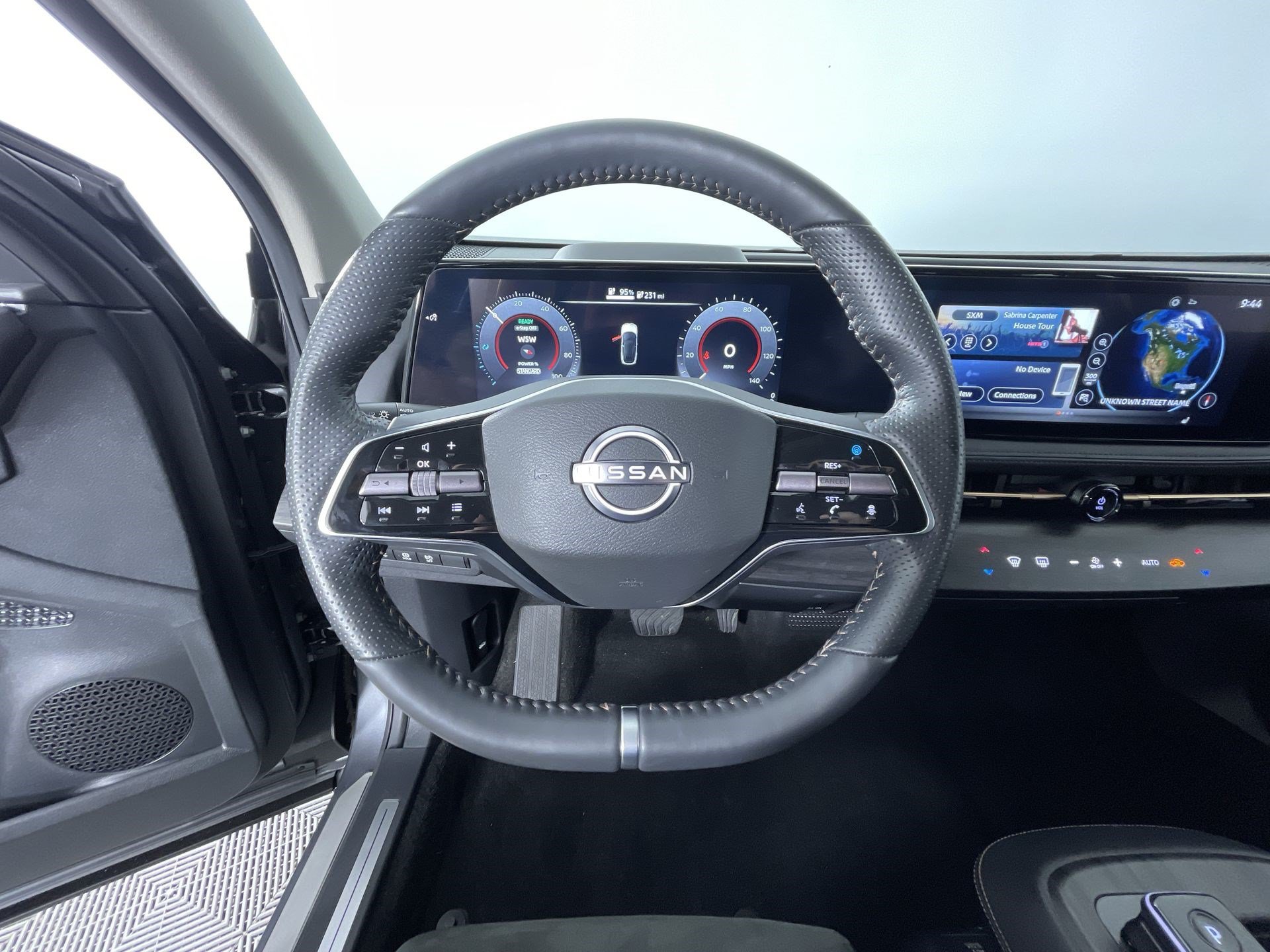 Certified 2024 Nissan Ariya AWD image 15