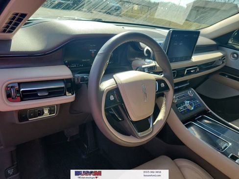 Used 2023 Lincoln Aviator Reserve w/ Equipment Group 201A image 18