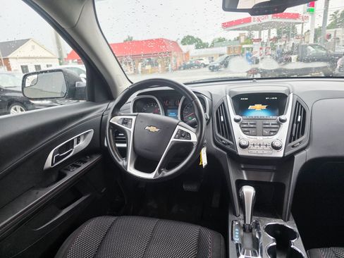 Used 2012 Chevrolet Equinox LT AWD/4WD image 18