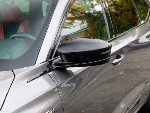 Used 2024 Acura MDX A-Spec image 11