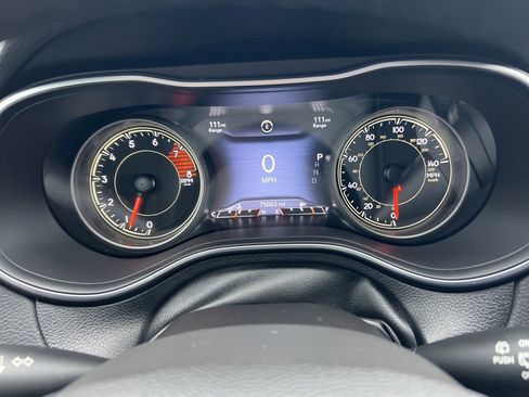 Used 2022 Jeep Cherokee Latitude Lux image 15