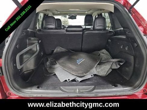 Used 2017 Jeep Cherokee Overland w/ Technology Group image 7