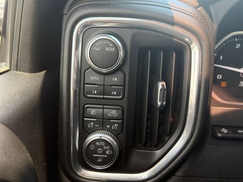 Certified 2020 GMC Sierra 2500 AT4 w/ AT4 Premium Package image 18