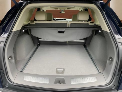 Certified 2025 Cadillac XT5 Premium Luxury AWD/4WD image 10