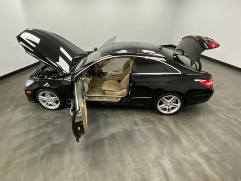 Used 2011 Mercedes-Benz E 550 Coupe w/ Premium 2 Pkg image 44