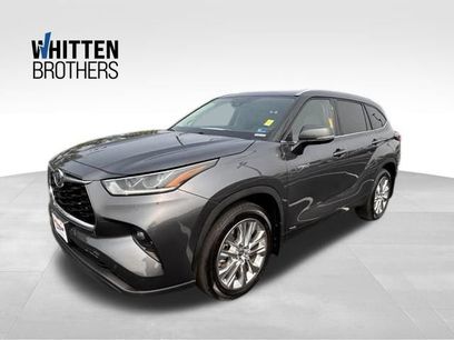 Used 2021 Toyota Highlander Limited