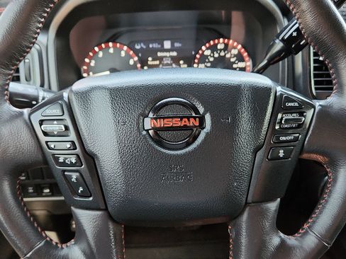 Used 2021 Nissan Titan PRO-4X w/ Pro-4x Convenience Package AWD/4WD image 25
