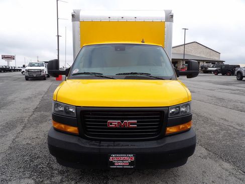 Used 2019 GMC Savana 3500 Extended w/ Driver Convenience Package image 12