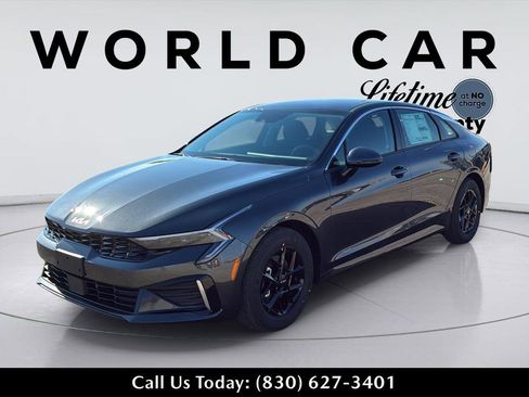 New 2026 Kia K5 LXS image 10