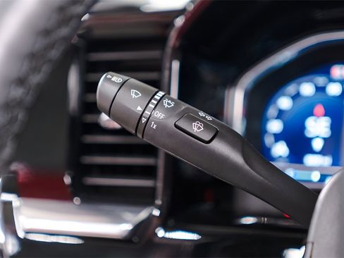 Used 2025 Chevrolet Silverado 1500 LT image 20