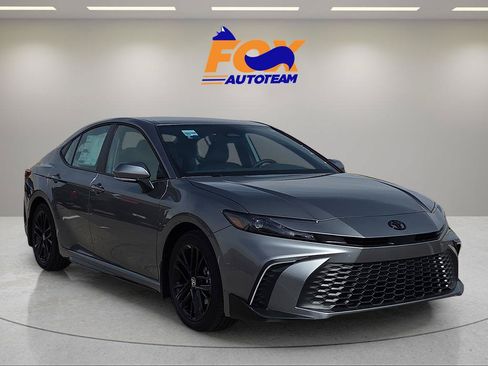 New 2026 Toyota Camry SE FWD image 6