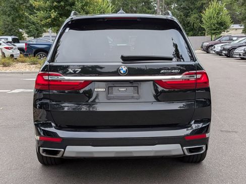 Used 2022 BMW X7 xDrive40i w/ Premium Package image 4