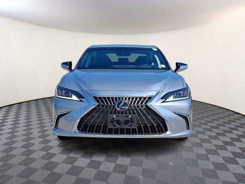 Used 2024 Lexus ES 350 w/ Premium Package FWD image 3