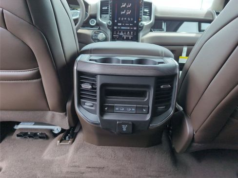 New 2026 RAM 1500 Laramie AWD/4WD image 37
