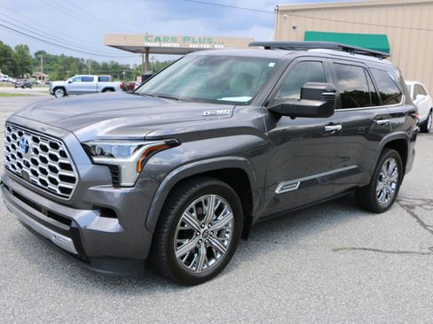 Used 2024 Toyota Sequoia Capstone AWD/4WD image 1